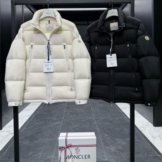 Moncler sz1-5 26yr276